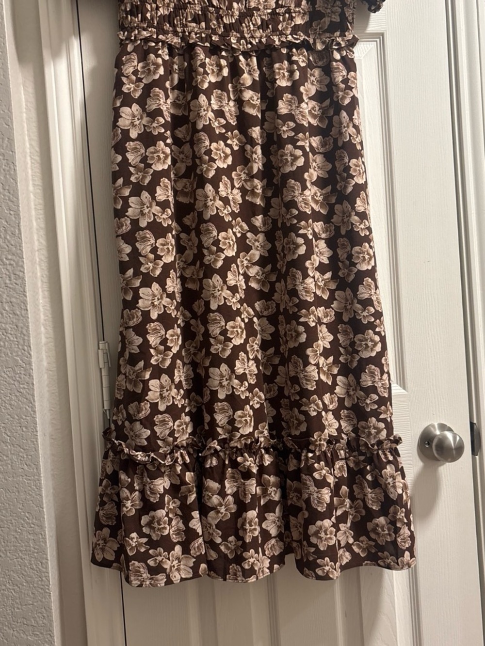 English Factory chocolate brown midi dress pattern Size Large - Picture 5 of 5
